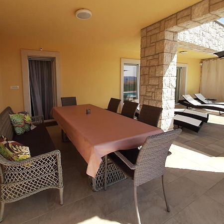 Luxury Villa Lidija Brzac Exterior photo